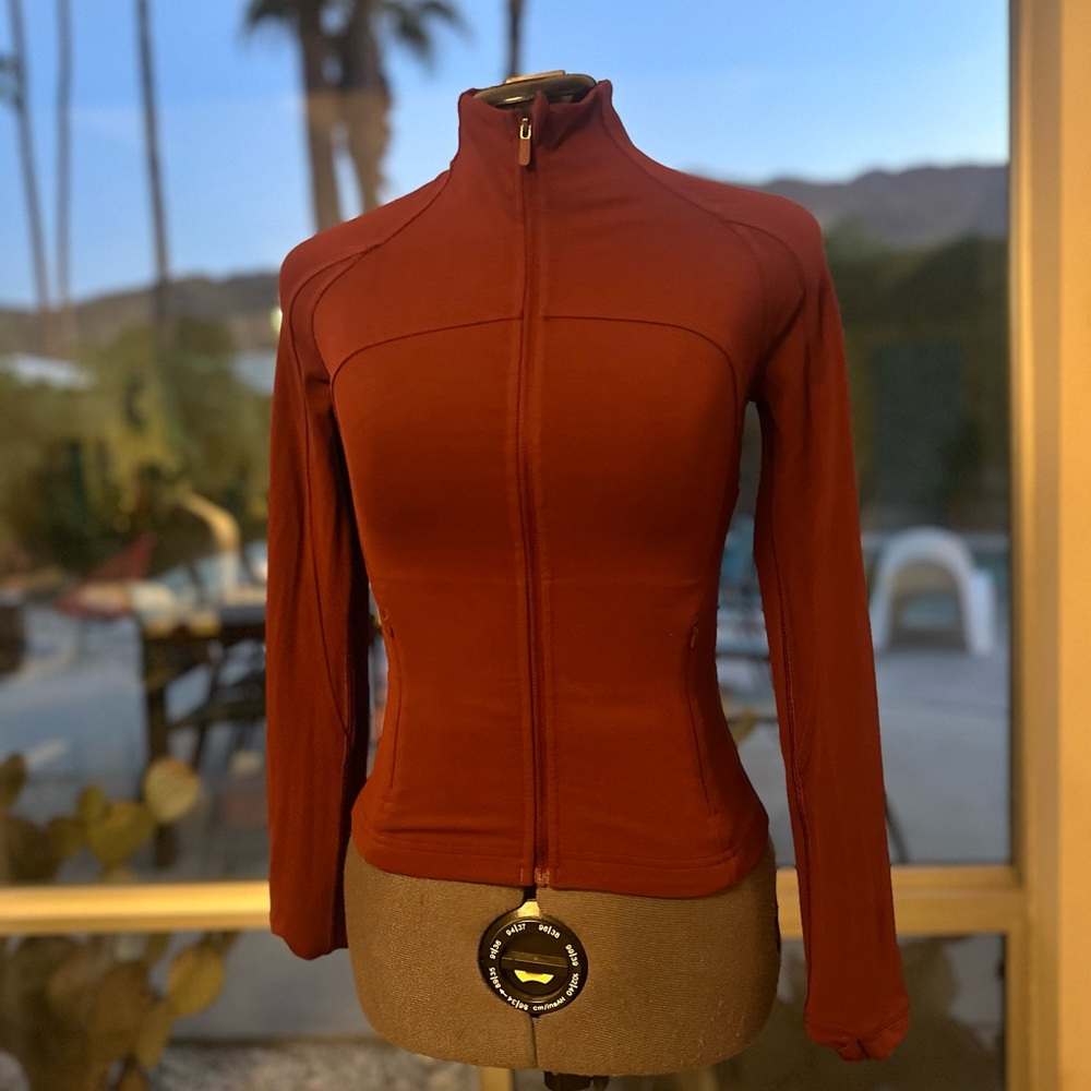 Lululemon Athletica define jacket